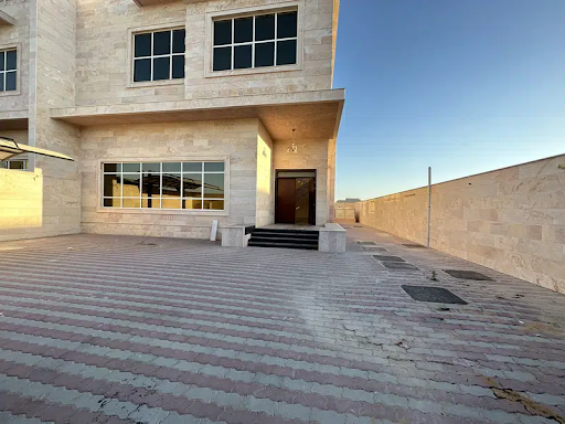 Villa For Rent in Hoshi Sharjah