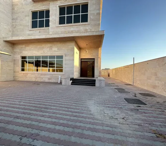Villa for rent in Hoshi Sharjah